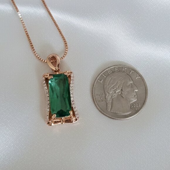 5 Carat Simulated Emerald CZ Pave Rose Gold Pendant Necklace NWOT - Picture 5 of 8